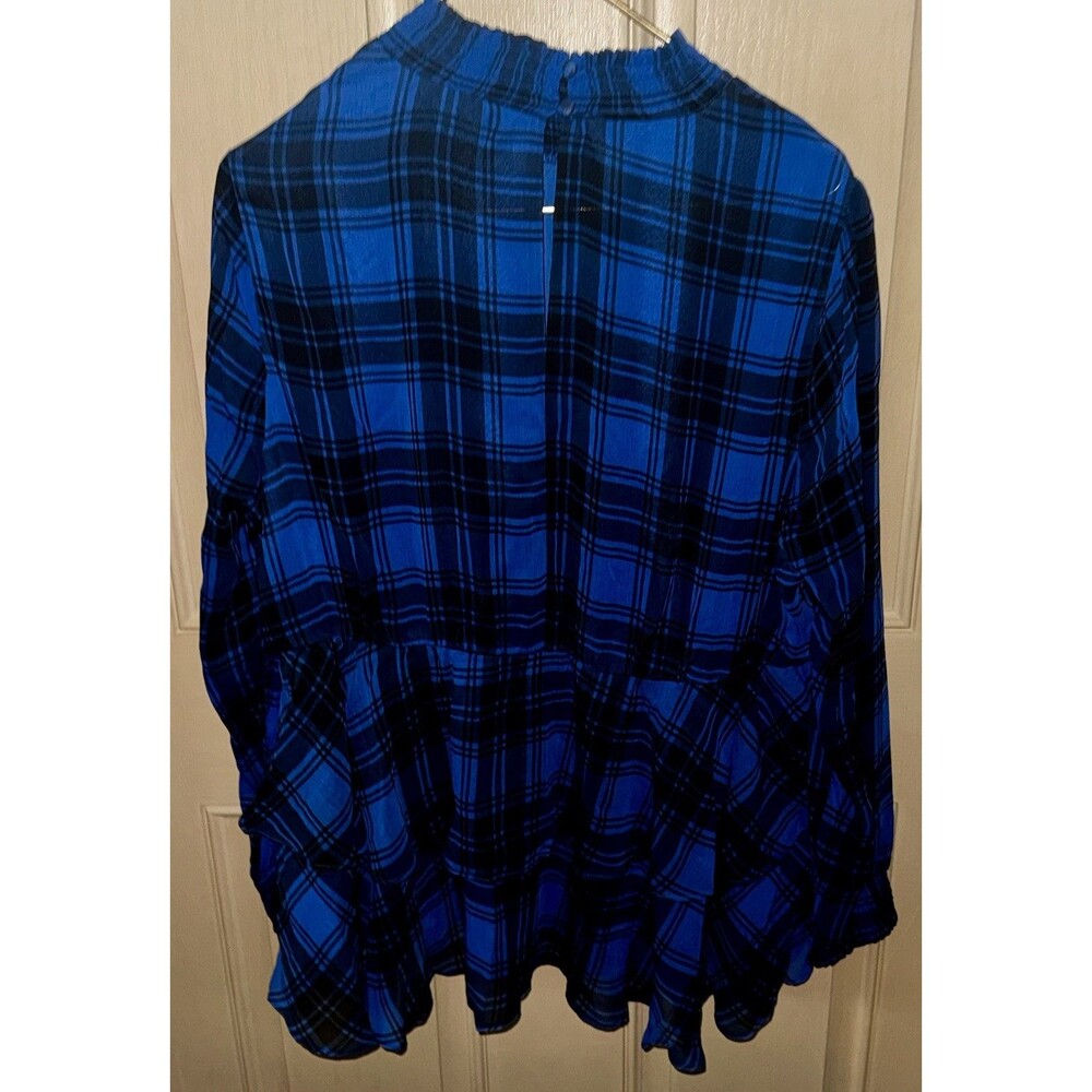 Torrid Crinkle Chiffon Smock Neck Ruffle Tiered Top Blue 1 1X 14/16